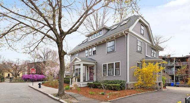 Photo of 12 Toxteth St, Brookline, MA 02445