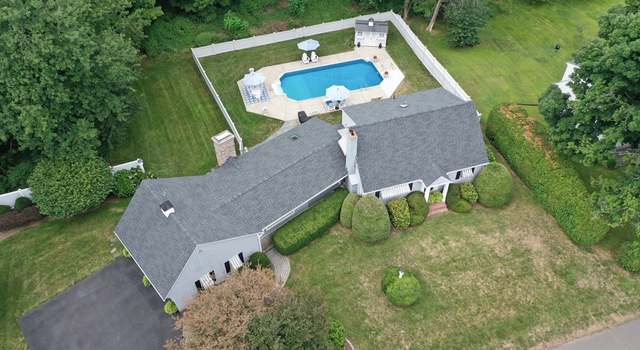 Photo of 92 Forest Rd, Agawam, MA 01001