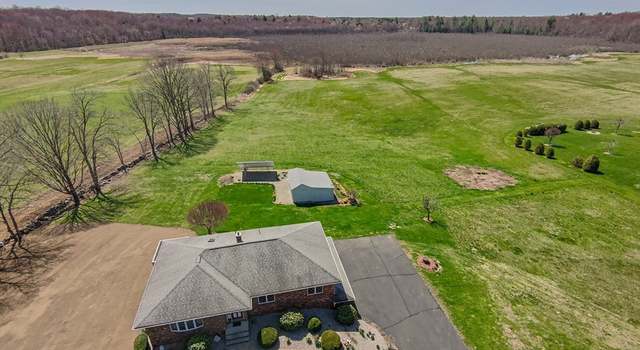 Photo of 62 Truby St, Granby, MA 01033