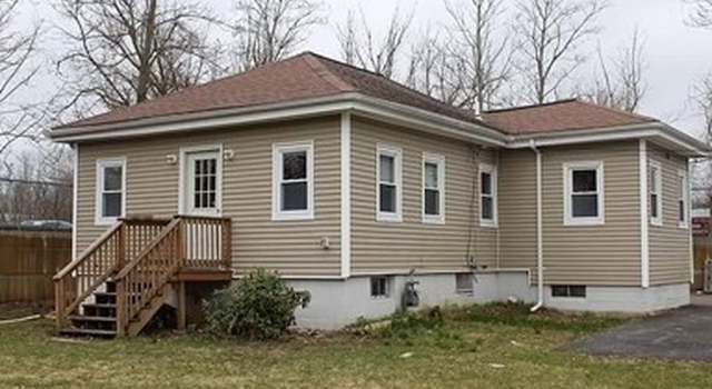 Photo of 121 Spring St, Bridgewater, MA 02324