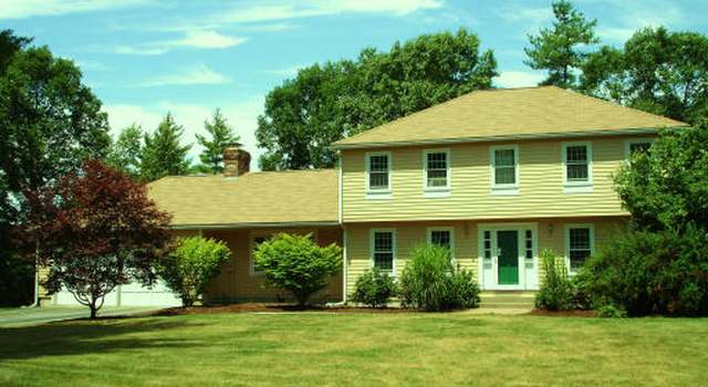 Photo of 11 Roxanne Rd, Groton, MA 01450