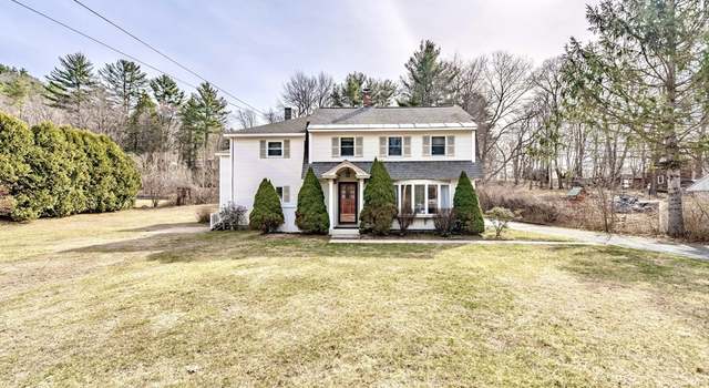Photo of 134 Huntington Rd, Russell, MA 01071