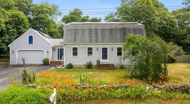 Photo of 10 Gosnold St, Mattapoisett, MA 02739