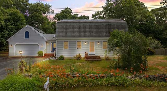 Photo of 10 Gosnold St, Mattapoisett, MA 02739
