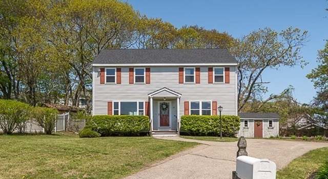 Photo of 12 Crestview Ter, Gloucester, MA 01930