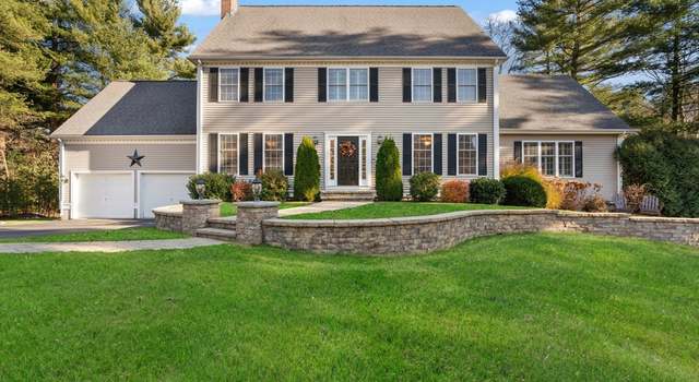 Photo of 30 Flannery Ln, Wrentham, MA 02093