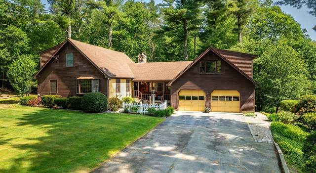 Photo of 33 Rounsevell Dr, Freetown, MA 02717