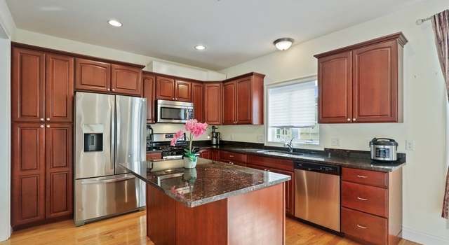Photo of 11 Dunia Ln #11, Northborough, MA 01532