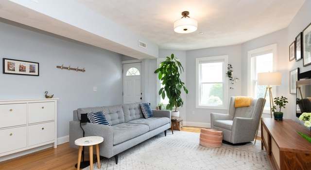 Photo of 13 Linden St #1, Somerville, MA 02143