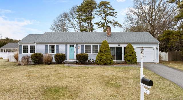 Photo of 18 Snow Brook Rd, Yarmouth, MA 02673
