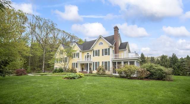 Photo of 29 Codman Dr, Sudbury, MA 01776