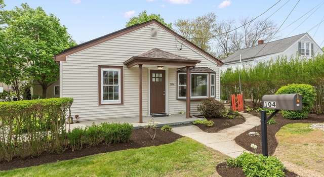 Photo of 104 Puffer Ave, Swansea, MA 02777