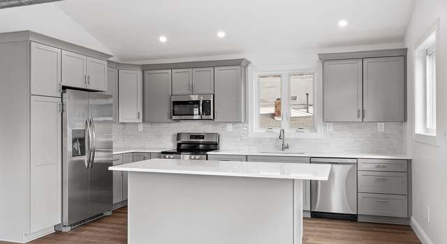 Photo of 14 Myrtle Ave, Sterling, MA 01564
