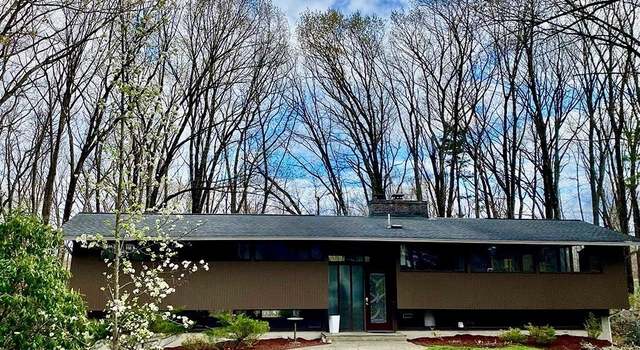 Photo of 9 Hampton Ln, Andover, MA 01810