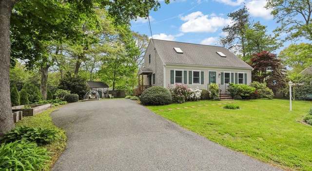 Photo of 120 Blueberry Ln, Barnstable, MA 02648