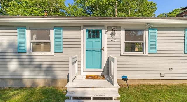 Photo of 42 Edgewater Dr W, East Falmouth, MA 02536