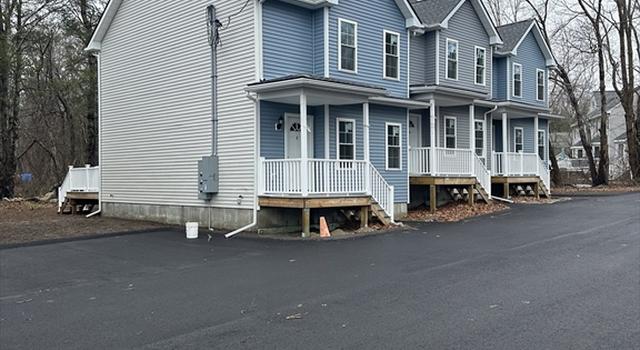 Photo of 170 Hart St Unit D, Taunton, MA 02780