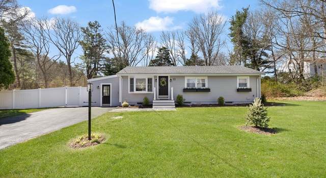 Photo of 8 Whelden Ln, Acushnet, MA 02743