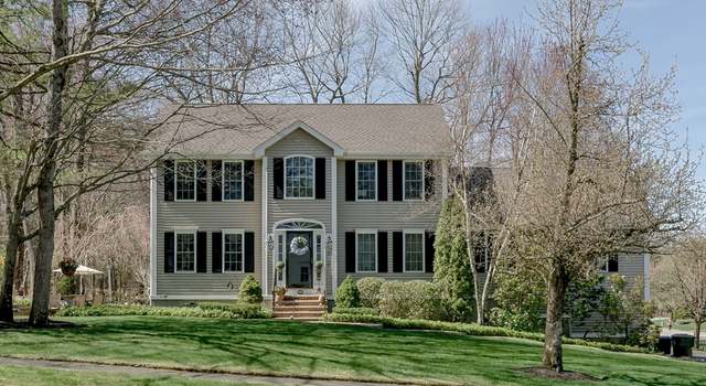 Photo of 7 Basswood Cir, Holden, MA 01520