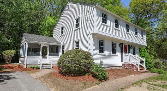 Photo of 4 Bridle Rd, Chelmsford, MA 01824