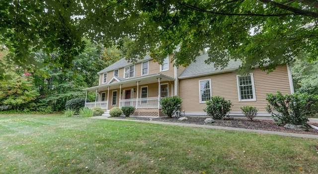 Photo of 1 Olde Surrey Ln, Medway, MA 02053