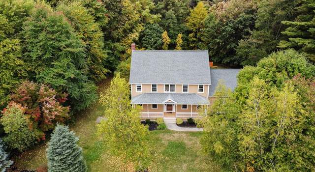 Photo of 1 Olde Surrey Ln, Medway, MA 02053
