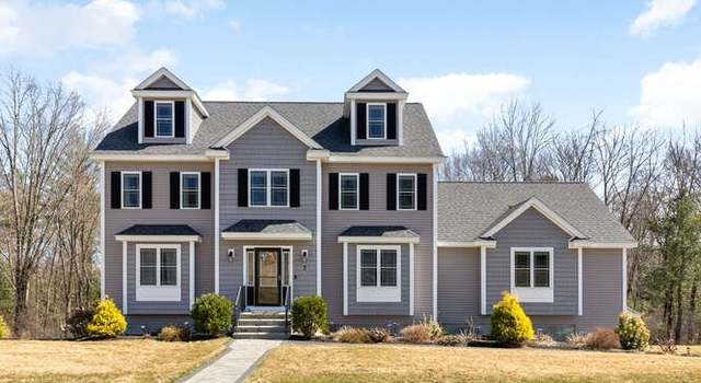 Photo of 7 Fieldstone Ln, Billerica, MA 01862
