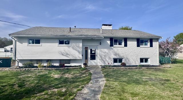 Photo of 4 Zito Dr, Saugus, MA 01906