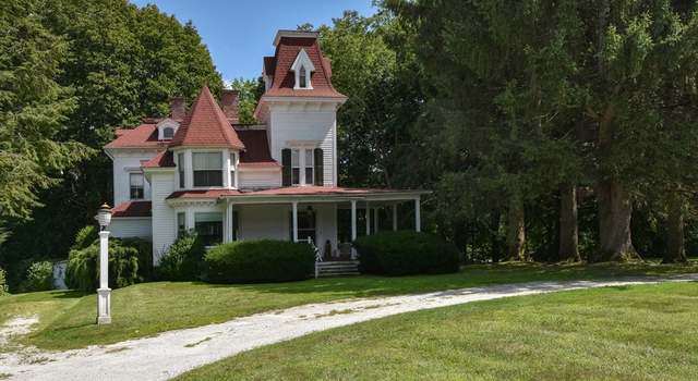 Photo of 64 North St, Cheshire, MA 01225