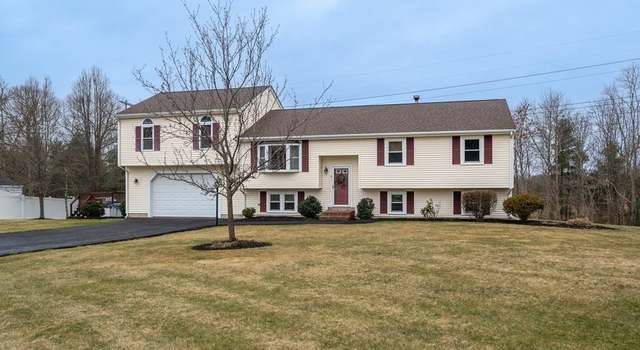 Photo of 8 Coholan Dr, Whitman, MA 02382