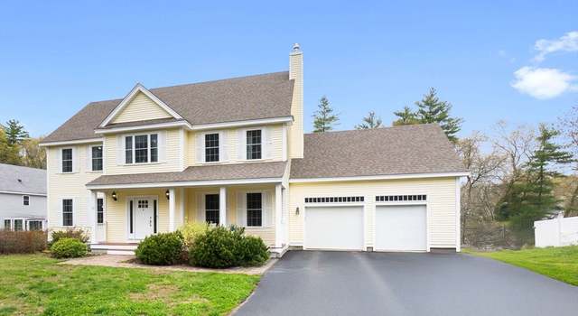 Photo of 37 Oak Ledge Cir, Rowley, MA 01969