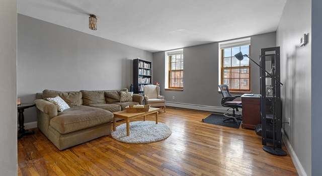 Photo of 165 Winnisimmet St Unit 2C, Chelsea, MA 02150