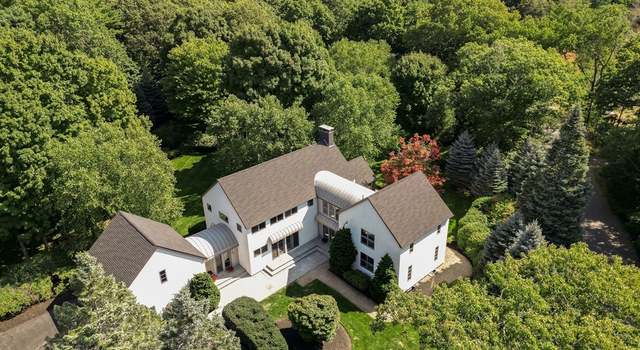 Photo of 130 Meyer Rd, Hamilton, MA 01982