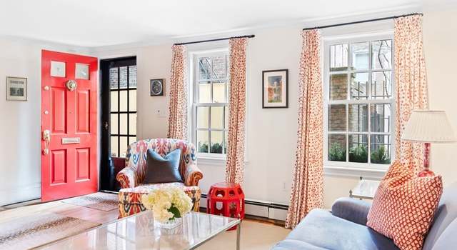 Photo of 7A Smith Ct, Boston, MA 02114
