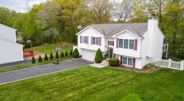 Photo of 13 Oak Leaf Cir, Worcester, MA 01603
