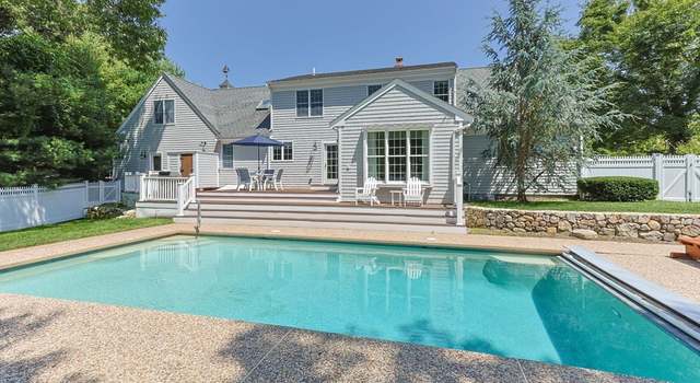 Photo of 67 Sea Meadow Cir, Centerville, MA 02632