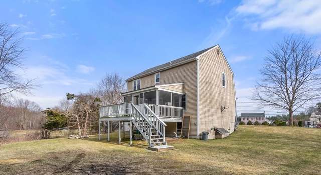 Photo of 404 Richardson Ave, Attleboro, MA 02703