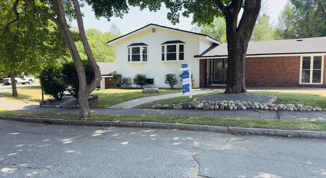 Photo of 10 King St, Wakefield, MA 01880