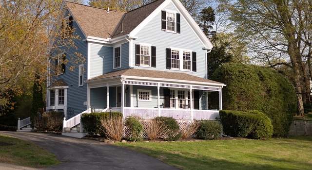 Photo of 20 Maple Rd, Weston, MA 02493