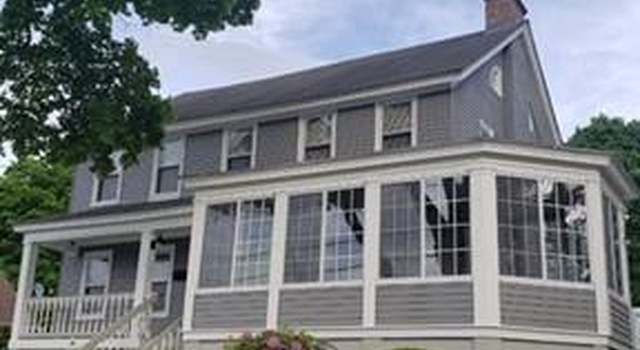 Photo of 59 Oak St, Clinton, MA 01510