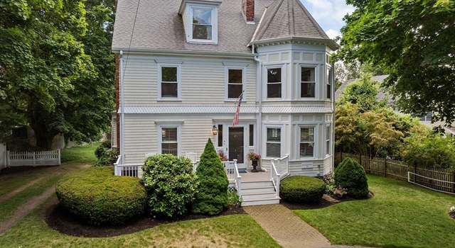 Photo of 561 Washington St, Duxbury, MA 02332