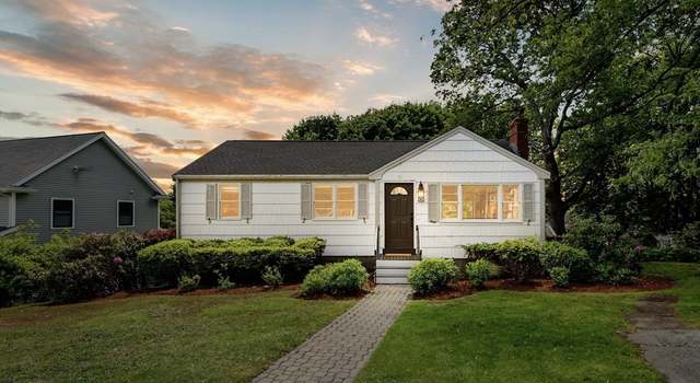 Photo of 6 Manomet Rd, Woburn, MA 01801