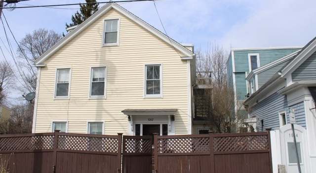 Photo of 1060-1062 Washington St, Gloucester, MA 01930