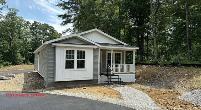 Photo of 6 Berry Farms Rd #1, Sturbridge, MA 01566