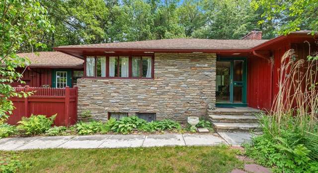 Property at 5 Woodland Dr, Paxton, MA 01612, 3 beds, 2.5 baths
