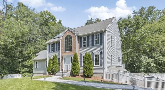 Photo of 15 Hill St, Medway, MA 02053