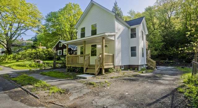 Photo of 231 Hope St, Greenfield, MA 01301