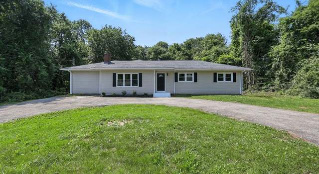 Photo of 31 Highland Ln, West Springfield, MA 01089