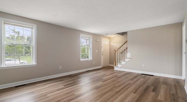 Photo of 30-32 Harriet Thayer Dr, Attleboro, MA 02703