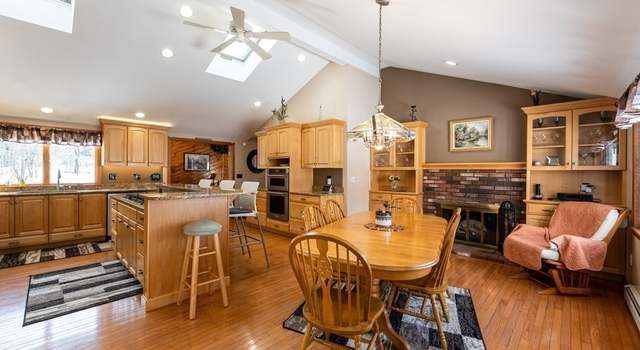 Photo of 21 Freda Ln, Lowell, MA 01854